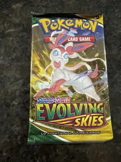 Nintendo Pokemon TCG Sword & Shield Evolving Skies Booster Pack 820650808777 - Image 1