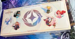 DISNEY LORCANA TCG CURATOR’S COLLECTION: HEROINES EDITION - new- sealed box - Image 1