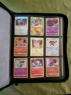 Pokemon 227 Holo Rare English Pokemon TCG Trading Cards Collection With Binder - Image 1