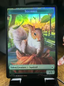 Magic: The Gathering Marvel Galactus 008 & Squirrel 014 Foil double token EN NM - Image 2