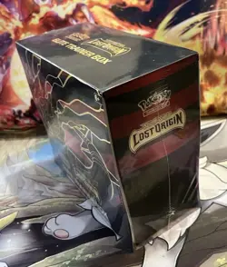 Pokemon TCG Sword And Shield Lost Origin Elite Trainer Box ETB 8 Packs - Image 4
