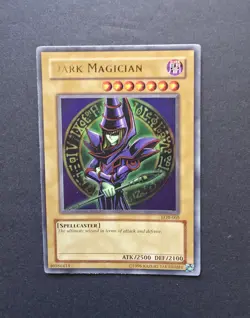 Yu-Gi-Oh! Dark Magician LOB-005 Ultra Rare Holo Unlimited Vintage Card - Image 3