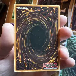 Yu-Gi-Oh! Dark Magician of Chaos Foil GLD1-EN016 Limited Edition Gold Rare LP - Image 4