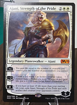 Wizards of the Coast Ajani, Strength of the Pride M20 Regular Mythic 002/280 - Image 1