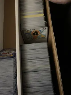 Pokemon TCG Bulk Lot Reverse Holo Holo Rare Common Uncommon 900+ - Image 4