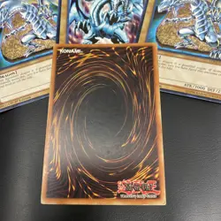 Yugioh Blue-Eyes Ultimate Dragon DPKB-EN026 1st Edition ULTRA LP X1 + Materials - Image 3