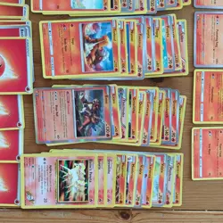 Pokemon TCG Lot - 80 cards - mixed Fire Type. Including 20 Energy - Image 4