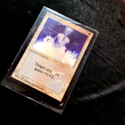 Holy Strength Beta, White Common MAGIC. IF I'M WRONG ABOUT CARD PLZ INFORM ME. - Image 3