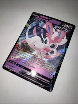 Sylveon V 074/203 Holo V Rare Evolving Skies Pokemon Near Mint - Image 2