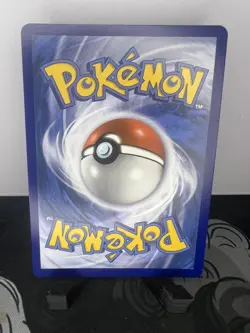 Pokemon TCG Pikachu V 170/185 Vivid Voltage Full Art Ultra Rare Holo Card NM - Image 4