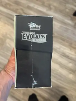 Pokemon TCG Sword & Shield Evolving Skies Elite Trainer Box ETB - Sealed - Image 5