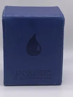 Ultra Pro Island Leatherette Deck Box Magic the Gathering - Image 3