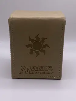 Ultra Pro Plains Deck Box Leatherette Magic the Gathering - Image 3