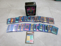 Yugioh Trading Cards Game Lot Of 100 Cards In Green Tin 1996 - Image 1