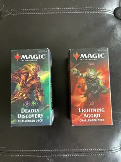 Magic: The Gathering - Challenger Deck 2019: Lightning Aggro + Deadly Discovery - Image 1