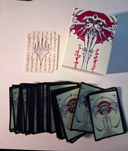 MTG Atraxa Deck Box W/ Divider And 99 Sleeves - Image 1