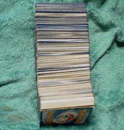 Pokemon TCG Base Set Mixed Card Lot Stack, Poke Ball (Standard Size) X400 Cards - Image 1