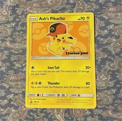 The Pokemon Company Ash's Pikachu SM110 SM Promo Holo EN 2017 70 HP - Image 1