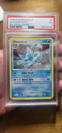 Foot SWIRL 2008 POKEMON Diamond & Pearl Majestic Dawn #5 GLACEON Holo PSA 7 - Image 1