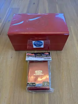 Yu-Gi-Oh! Duelist Card Storage Box DX Osiris Red Deck Case With sleeves - Image 2