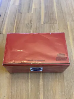 Yu-Gi-Oh! Duelist Card Storage Box DX Osiris Red Deck Case With sleeves - Image 3