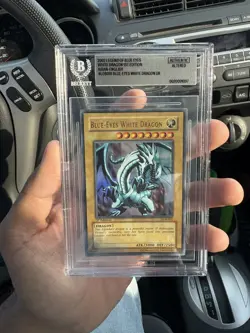 YU-GI-OH! LOB#001 BLUE-EYES WHITE DRAGON 1ST EDITION ASIAN ENGLISH (NOT ALTERED) - Image 1