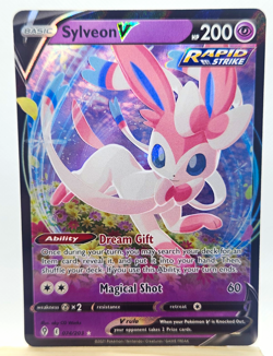 Pokemon Sylveon V 074/203 Ultra Rare Holo Basic 200 HP English SWSH07 - Image 1