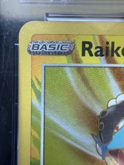 Pokemon Raikou 050/185 Vivid Voltage EN Holo Amazing Rare CGC 10 Pristine - Image 3