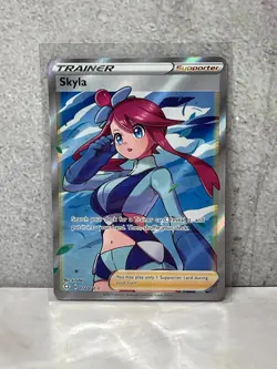 Pokemon Shining Fates Trainer - SKYLA 072/072 (Inv D) - Image 1