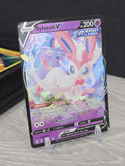 Pokemon Card Sylveon V 074/203 SWSH07: Evolving Skies 2021 Ultra Rare Holo NM - Image 1