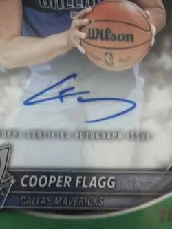 COOPER FLAGG 2025-26 BOWMAN CHROME AUTO TRUE GREEN 28/99 ROOKIE 1ST ONE REDEEMED - Image 4