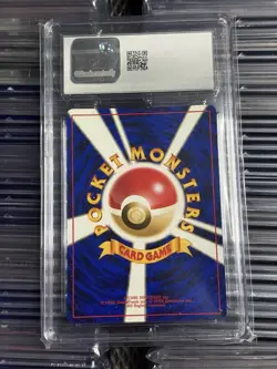 Pokemon 1997 Dark Charizard Rocket Gang 006 Holo (Japanese) CGC 8 - Image 2