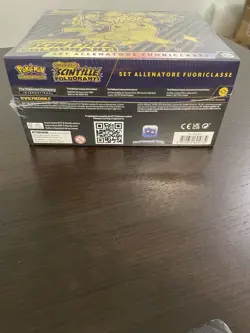 POKEMON Set Allenatore Fuoriclasse ETB SCINTILLE FOLGORANTI ITALIANO 🇮🇹 - Image 5