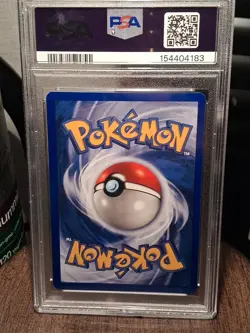 1999 POKEMON BASE SET SHADOWLESS RED CHEEKS-#58 PIKACHU PSA 8 - Image 5