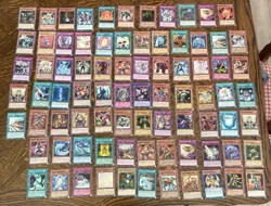 100 YUGIOH CARD LOT MIXED NO DUPLICATES LOT! W/ 20 RARES AND HOLOS - Image 2