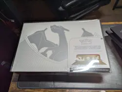 Pokemon TCG Sword and Shield Ultra Premium Collection Charizard Box 820650871115 - Image 2