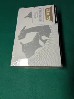 Pokemon TCG Sword and Shield Ultra Premium Collection Charizard Box 820650871115 - Image 3