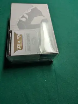 Pokemon TCG Sword and Shield Ultra Premium Collection Charizard Box 820650871115 - Image 4
