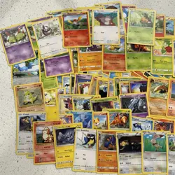 100 Assorted Pokemon Card Lot - HP/MP - Vintage Cards Included - English - Image 2