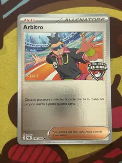 Pokemon ‘Arbitro’ Judge 076/088 - ITALIAN Stamped STAFF Promo - Regional - Image 1