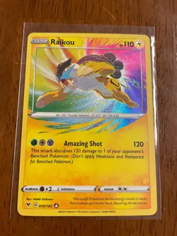 Raikou (#050/185) - Holofoil SWSH - Vivid Voltage - Pokemon Card - NM - Image 1