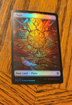 Plains - 277/281 - Showcase Stained Glass Foil Dominaria - MTG Magic Card - NM - Image 1
