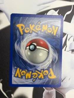 Butterfree 9/18 Southern Islands Pokemon English LP++ - Image 2
