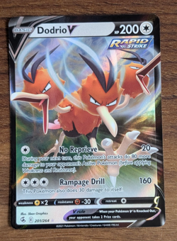 Pokemon - Dodrio V - 201/264 - SWSH Fusion Strike - Half Art Card - Image 1