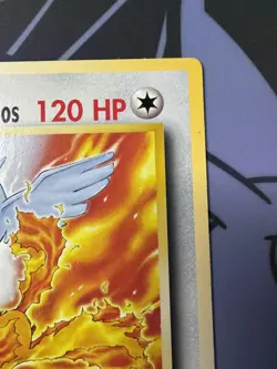 Pokemon TCG Jumbo Oversized Articuno, Moltres and Zapdos 1999-2000 WOTC Promo - Image 5