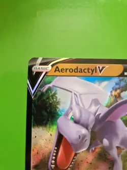 Pokemon TCG Aerodactyl v Lost Origin Holo Ultra Rare Card 092/196 - Image 2