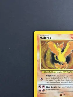 Wizards Pokemon TCG Moltres 12/62 Fossil Holo Rare HP70 English 1999 Unlimited - Image 3