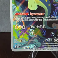 The Pokemon Company Eelektrik 114/086 Sv: Black Bolt Illustration Rare Holo 2025 - Image 3