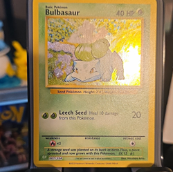 The Pokemon Company Bulbasaur 001/034 TCG Classic Collection Holo EN 2023 40 HP - Image 1