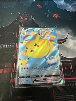 Pokemon Pikachu VMAX Swsh04 Vivid Voltage Ultra Rare Holo Vmax 044/185 310 HP - Image 1